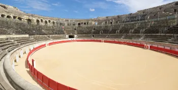 Arena von Nîmes, Innenraum