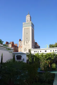 Große Pariser Moschee, Garten und Minaret