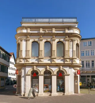 Löwenapotheke, Südansicht