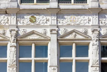 Lübecker Rathaus, Laubenvorbau, Detail der Fassade mit Ornamenten