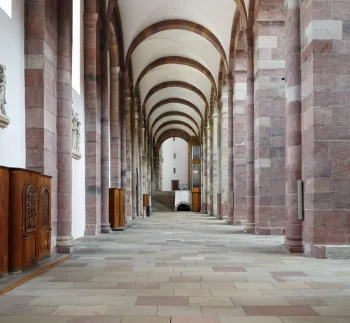 Speyerer Dom, nördliches Seitenschiff