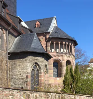 Stift Sankt Paulus, Detailansicht der Ostseite mit Apsis der Kirche