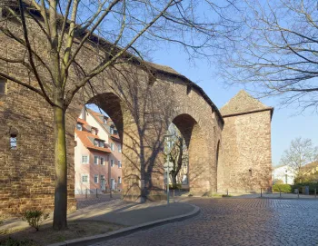 Stadtbefestigung Worms, Raschitor (Nordostansicht)