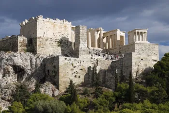 Athener Akropolis, Propyläen, vom Areopag-Felsen
