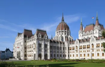 Ungarisches Parlamentsgebäude, Nordostansicht