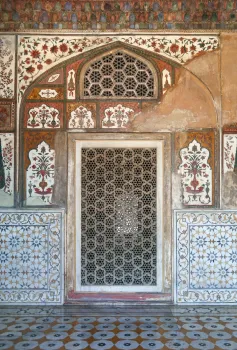 Grabmal des Itimad-ud-Daula, Mausoleum, Jali im Inneren