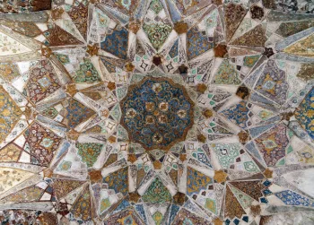 Grabmal des Itimad-ud-Daula, Mausoleum, Decke mit Ornamenten