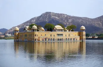 Jal Mahal (Wasserpalast), auf dem Man-Sagar-See