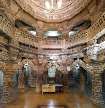 Festung Jaisalmer, Chandraprabhu Jain-Temple, Mandapa