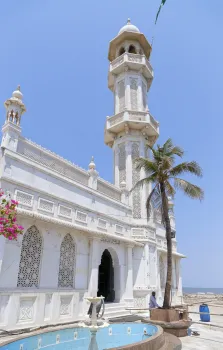Haji Ali Dargah, Minarett