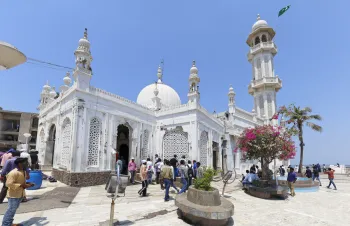 Haji Ali Dargah, Südostansicht