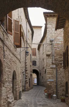 Alte-Schlachthöfe-Straße in der Altstadt von Assisi