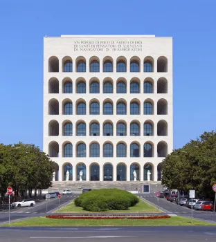 Palast der italienischen Zivilisation, Allee der Zivilisation der Arbeit
