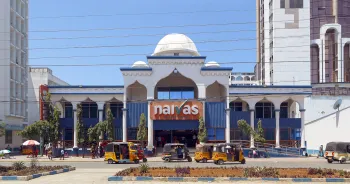 Naivas Digo, Hauptfassade (Westansicht)