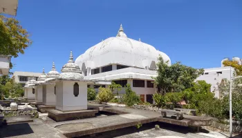 Komplex der Shree Hindu Union Mombasa, Hindu-Tempel-Zentrum, Nordwestansicht