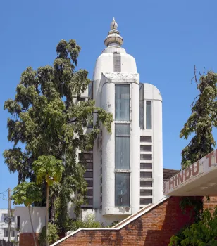 Komplex der Shree Hindu Union Mombasa, Hindu-Tempel-Zentrum, Turm