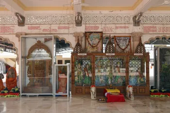 Komplex der Shree Hindu Union Mombasa, Shiva-Temple, Murtis