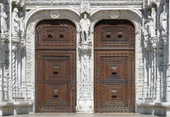 Hieronymiten­­kloster, Kirche der Heiligen Maria, Türen des Südportals