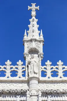 Hieronymiten­­kloster, Kirche der Heiligen Maria, Spirelet der Spitze des Südportals
