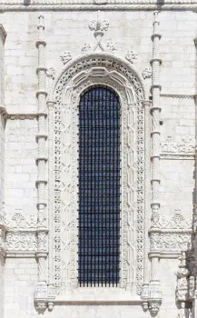 Hieronymiten­­kloster, Kirche der Heiligen Maria, Fenster