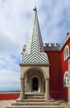 Nationalpalast von Pena, Eingang der Kapelle