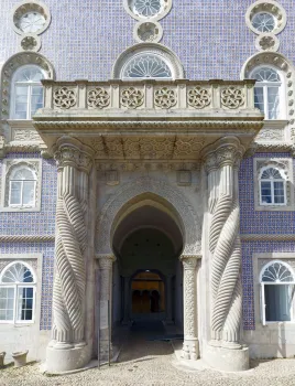 Nationalpalast von Pena, Portal mit Balkon
