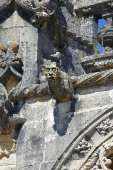 Christuskonvent, Manuelinische Kirche, Detail der Fassade mit Wasserspeier