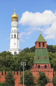 Moskauer Kreml, Glockenturm Iwan der Große und Erster Namenloser Turm