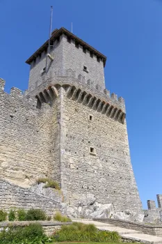 Festung Guaita, Penna-Turm