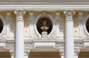 Opernhaus des Slowakischen Nationaltheaters, Detail der Fassade