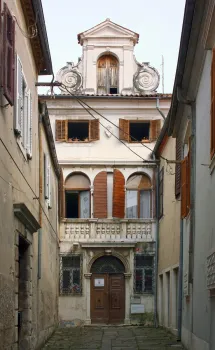 Palazzo Barbabianca, Fassade