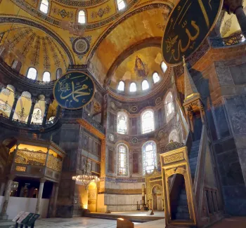 Hagia Sophia, Apsis mit Minbar und Mihrab