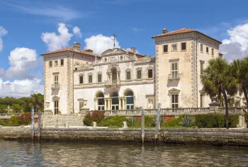 Villa Vizcaya, Ostansicht
