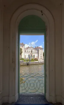 Villa Vizcaya, Aussicht vom Teehaus auf das Haupthaus